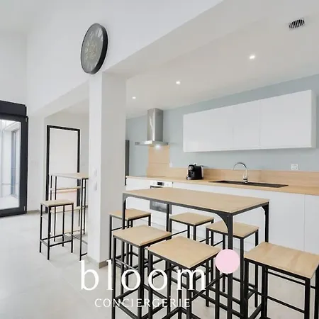 Pepiniere : Maison Neuve 6 Voyageurs Villa *
